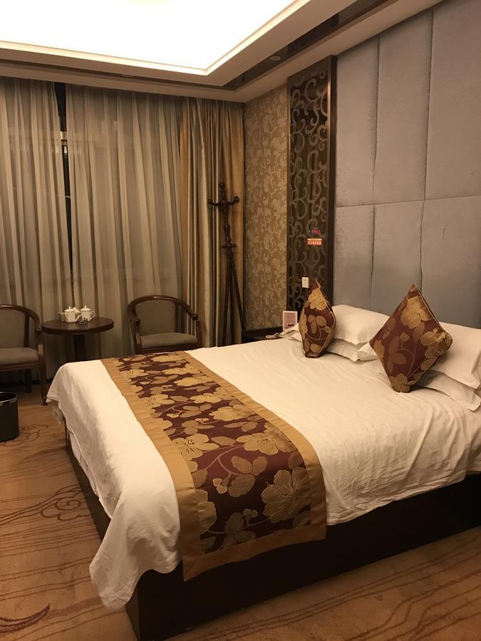 Huayu Paradise International Hotel Lhásza Kültér fotó